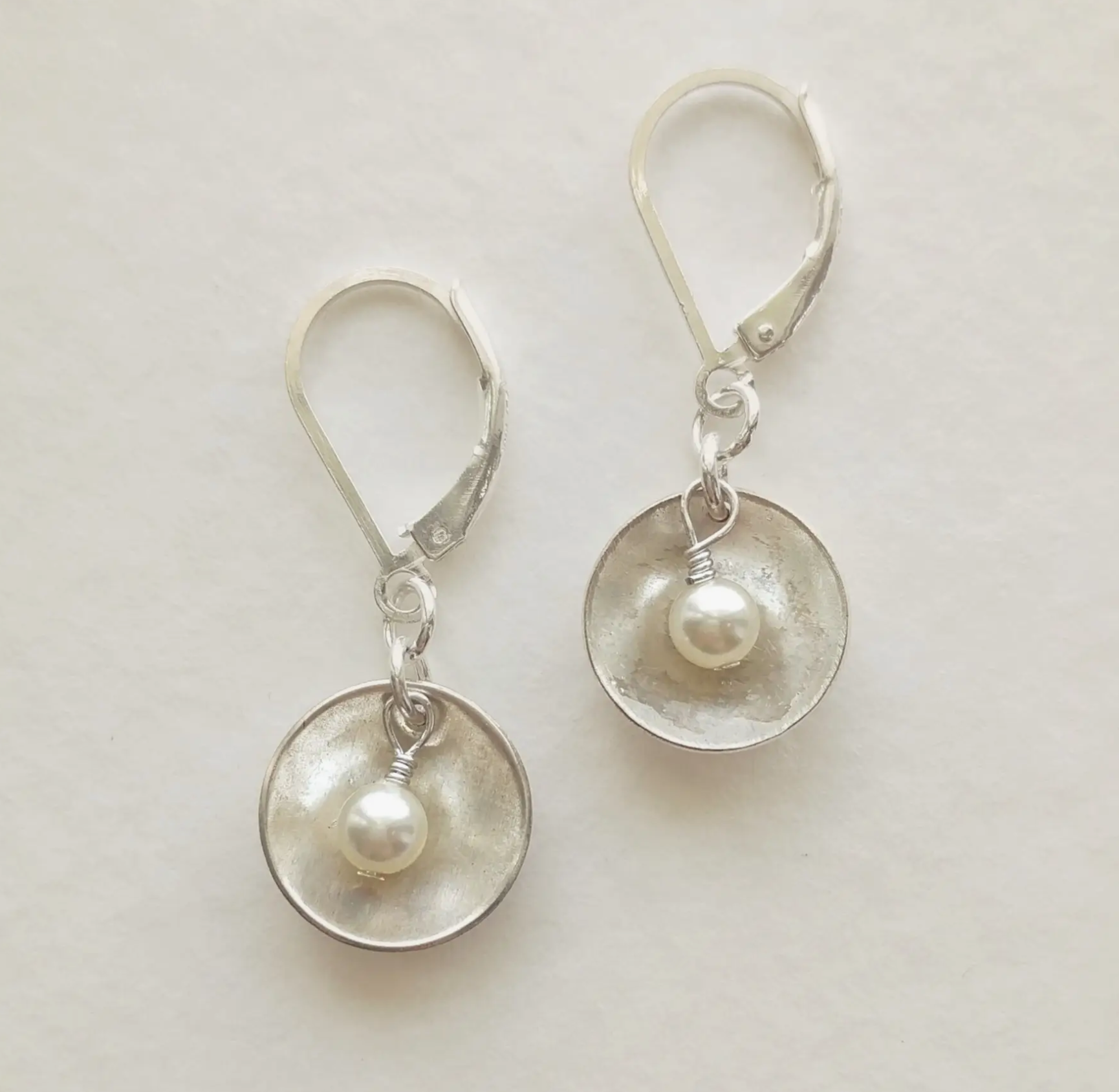 How to choose the size of pearl earring - Wholesale Pearl